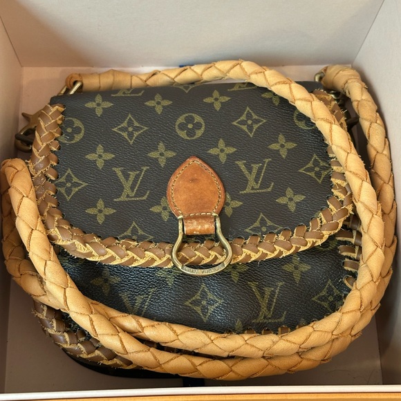 Custom Braided Saint Cloud Crossbody - Picture 1 of 13